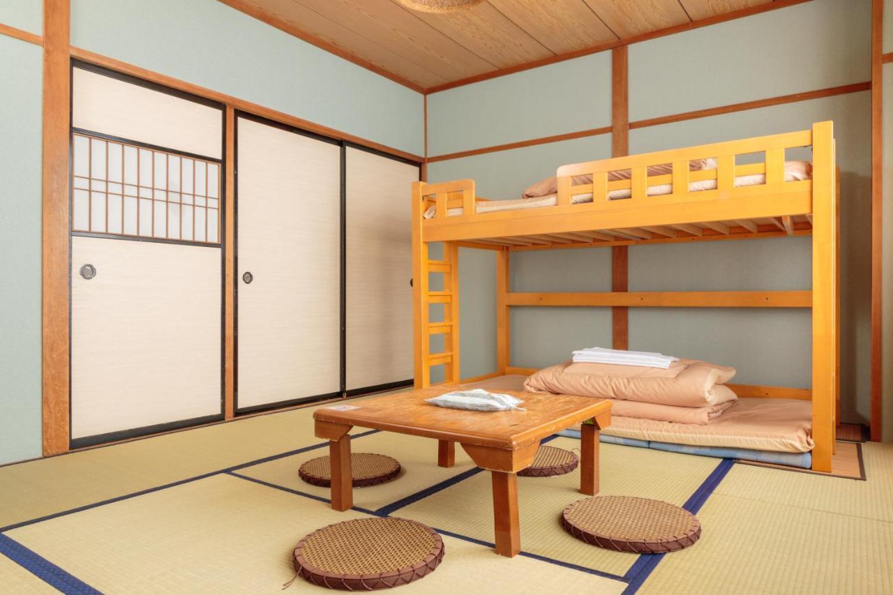 J-Hoppers Hida Takayama Guest House Екстер'єр фото