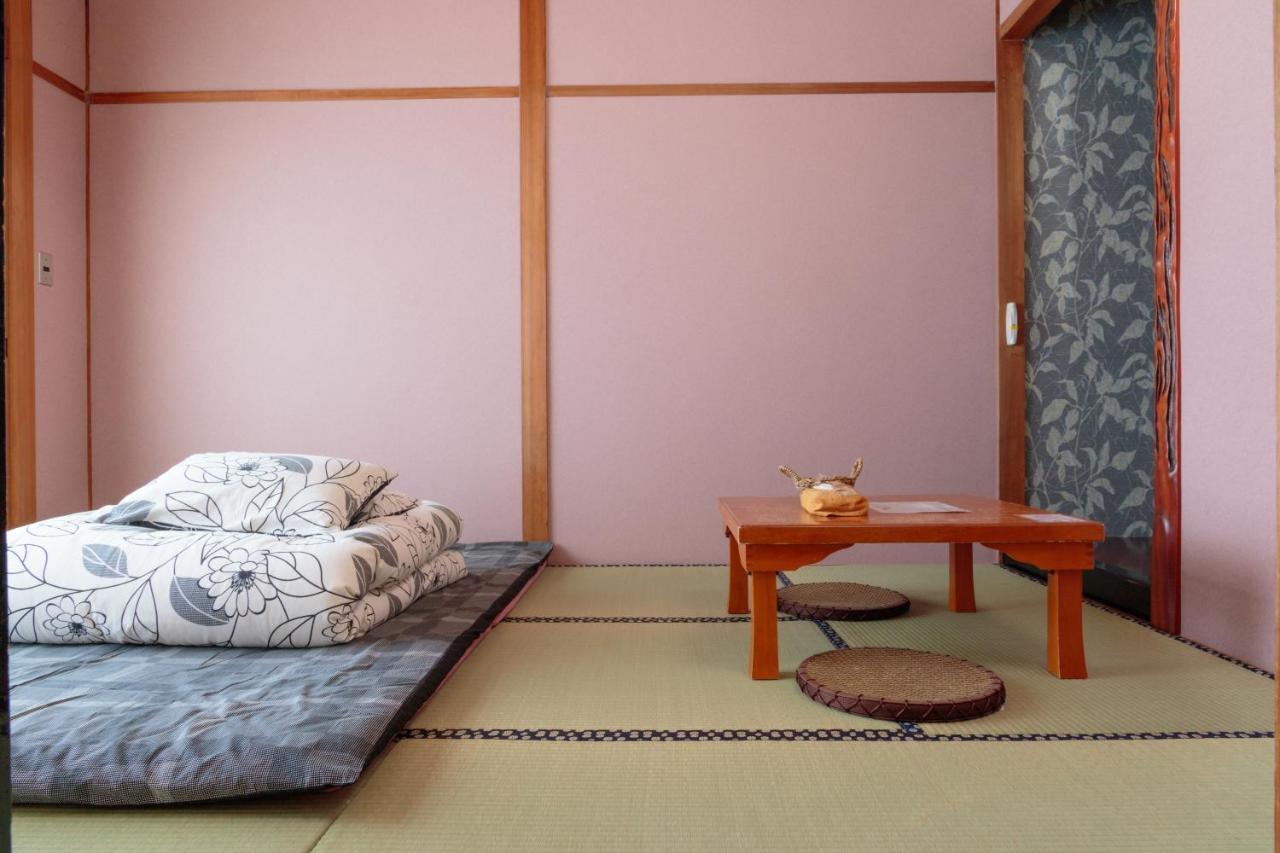 J-Hoppers Hida Takayama Guest House Екстер'єр фото