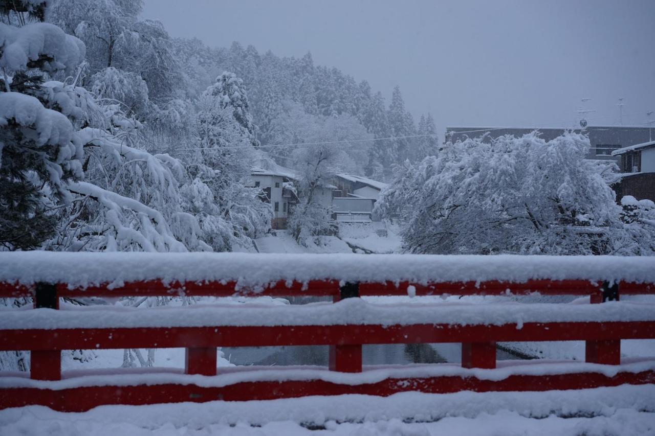 J-Hoppers Hida Takayama Guest House Екстер'єр фото