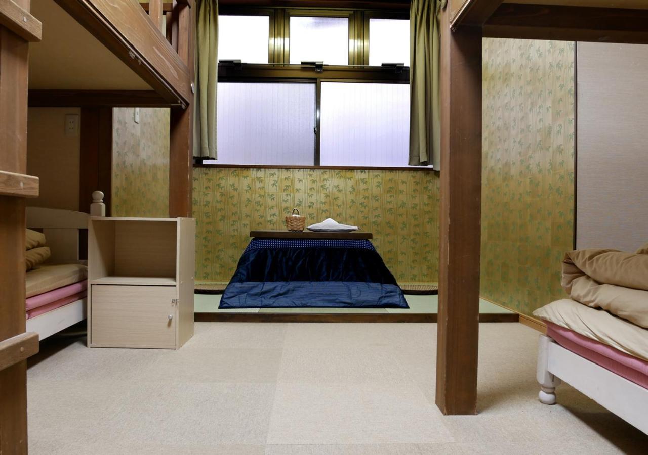 J-Hoppers Hida Takayama Guest House Екстер'єр фото