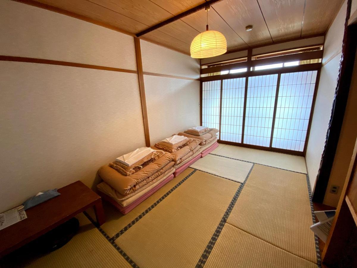 J-Hoppers Hida Takayama Guest House Екстер'єр фото
