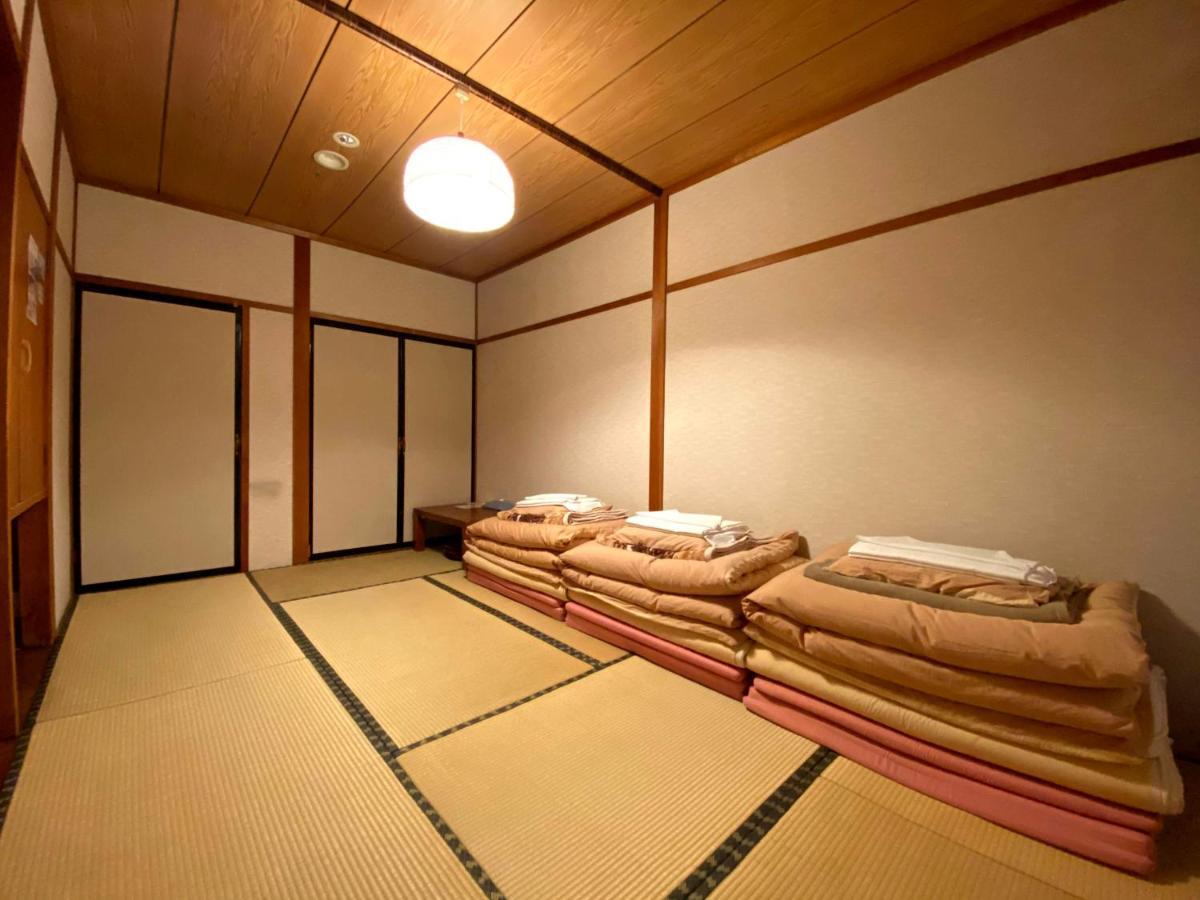 J-Hoppers Hida Takayama Guest House Екстер'єр фото