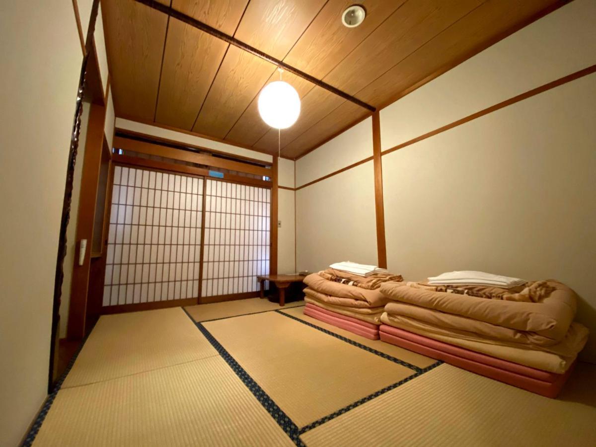 J-Hoppers Hida Takayama Guest House Екстер'єр фото