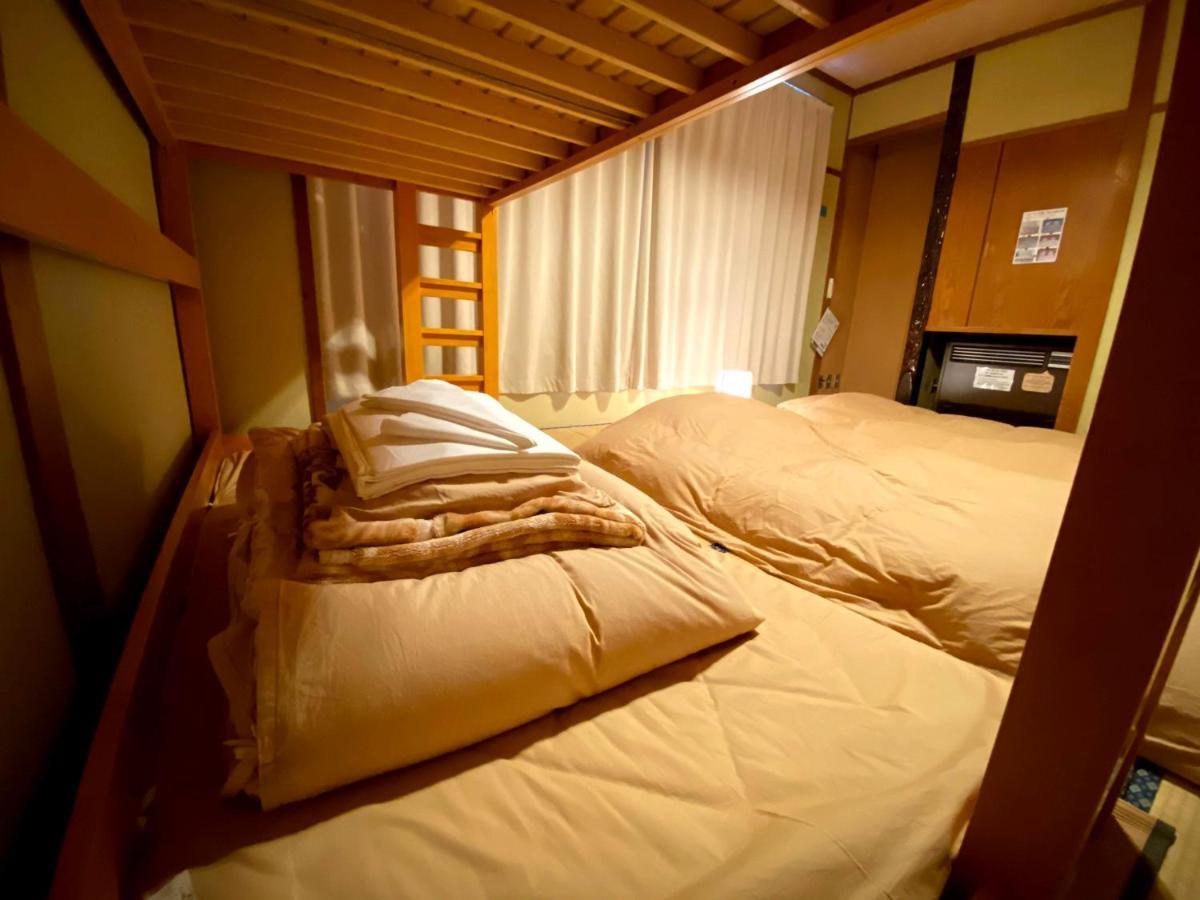 J-Hoppers Hida Takayama Guest House Екстер'єр фото