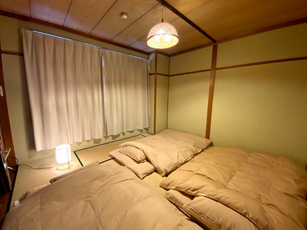 J-Hoppers Hida Takayama Guest House Екстер'єр фото