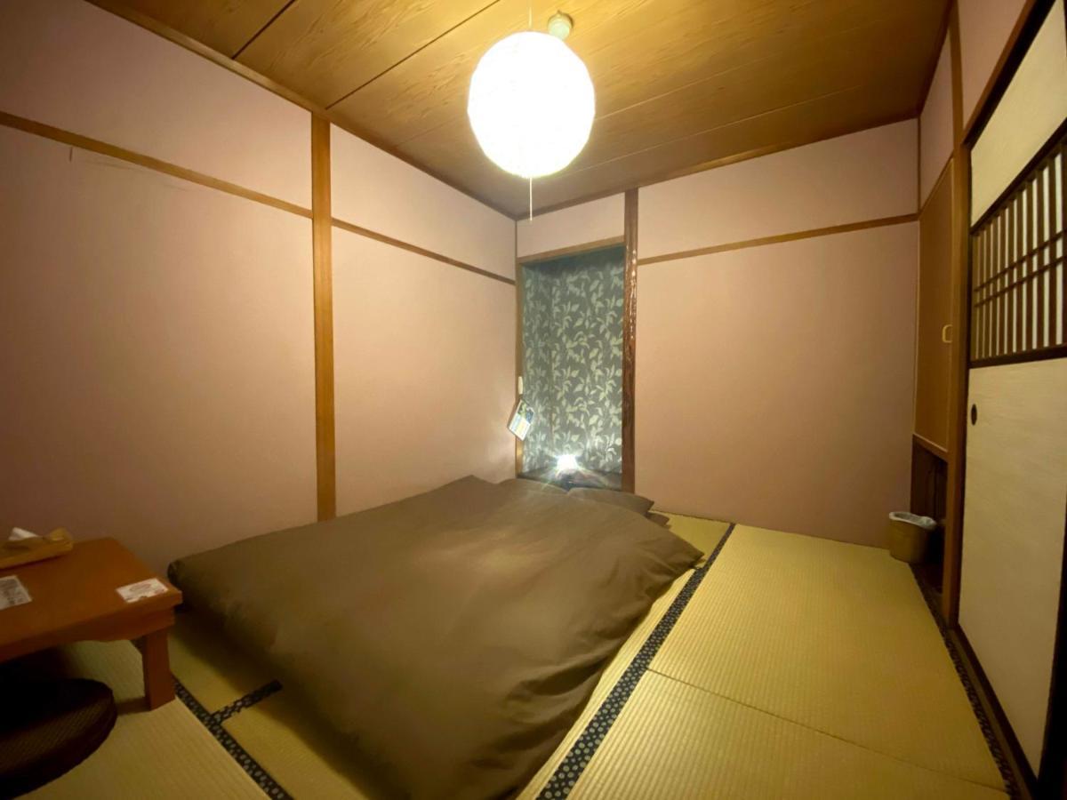 J-Hoppers Hida Takayama Guest House Екстер'єр фото