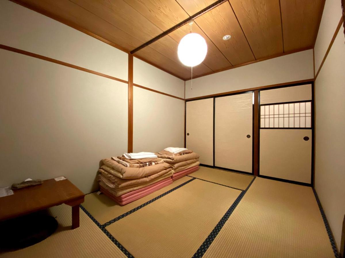J-Hoppers Hida Takayama Guest House Екстер'єр фото