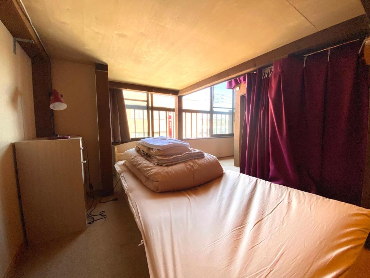 J-Hoppers Hida Takayama Guest House Екстер'єр фото