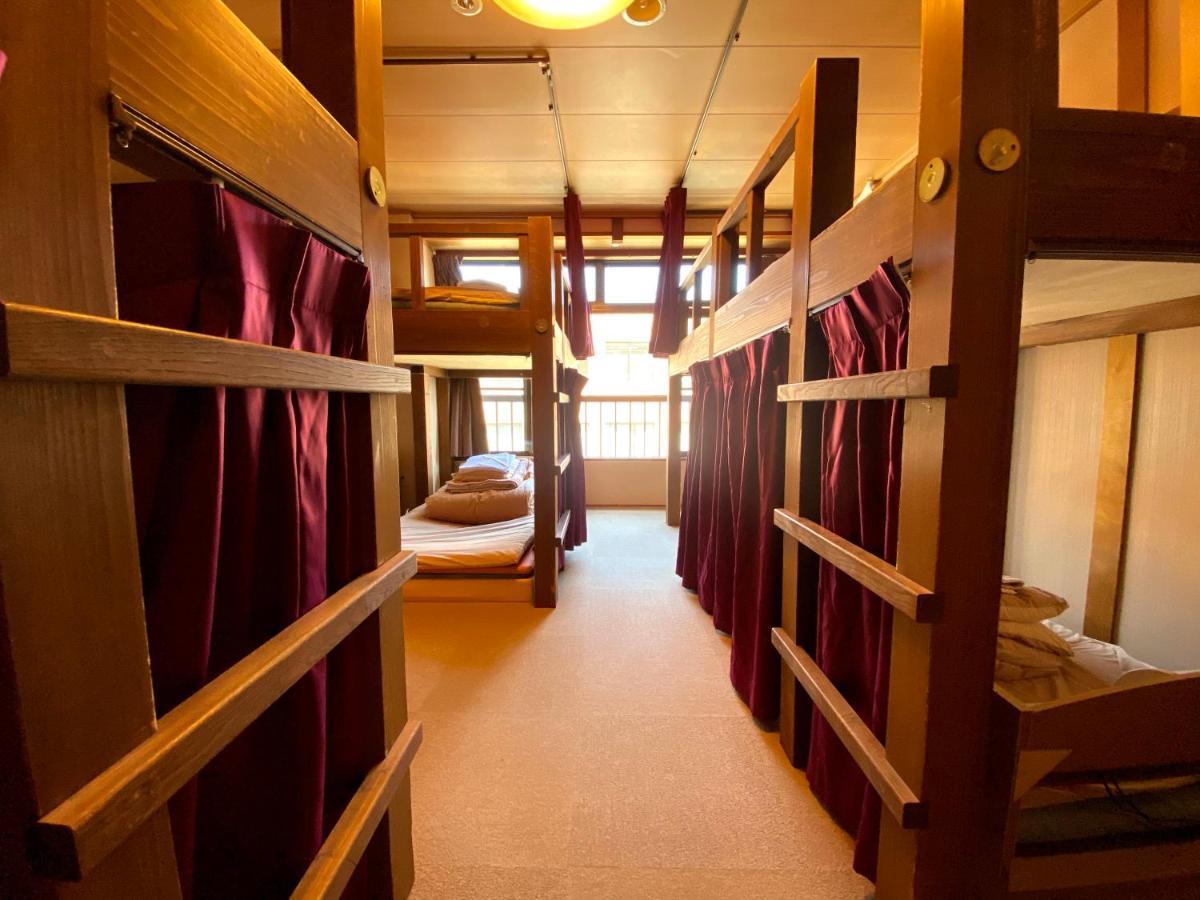 J-Hoppers Hida Takayama Guest House Екстер'єр фото